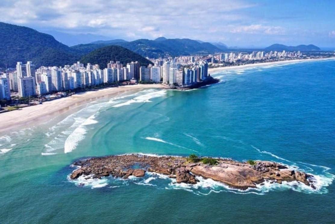 Apto Na Pitangueiras - *